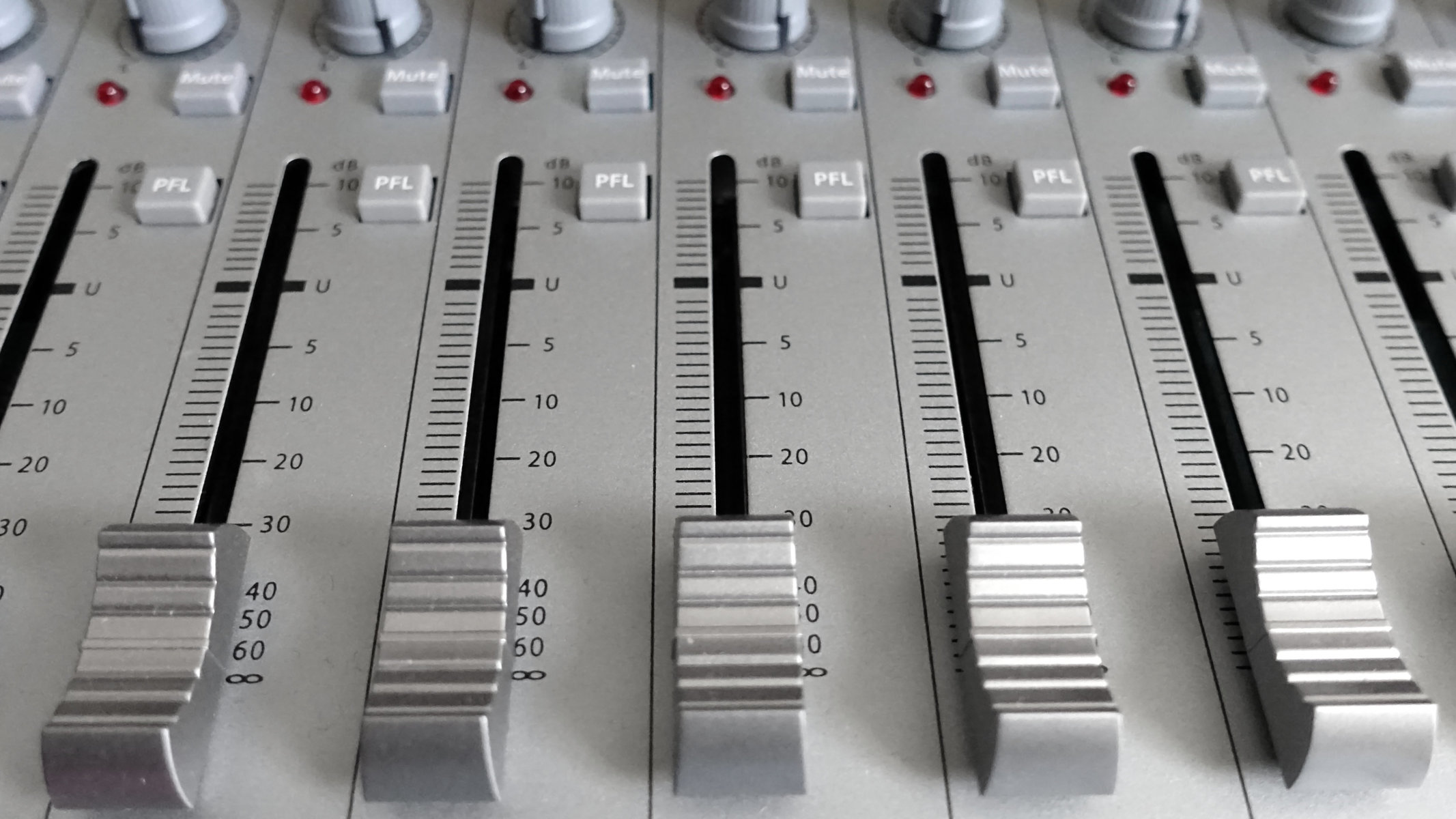 Music Gear Setup by zenman_music featuring PreSonus StudioLive AR16