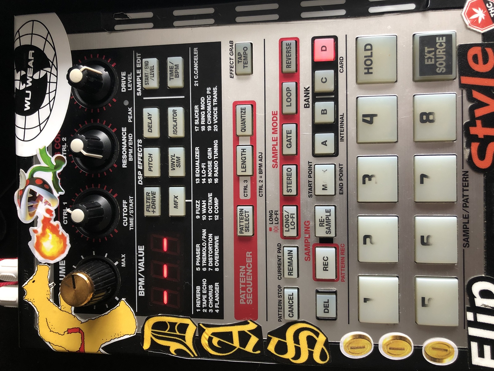 Hip Hop Music Gear Setup by dylan_a_santos featuring Boss SP-303 Dr. Sample