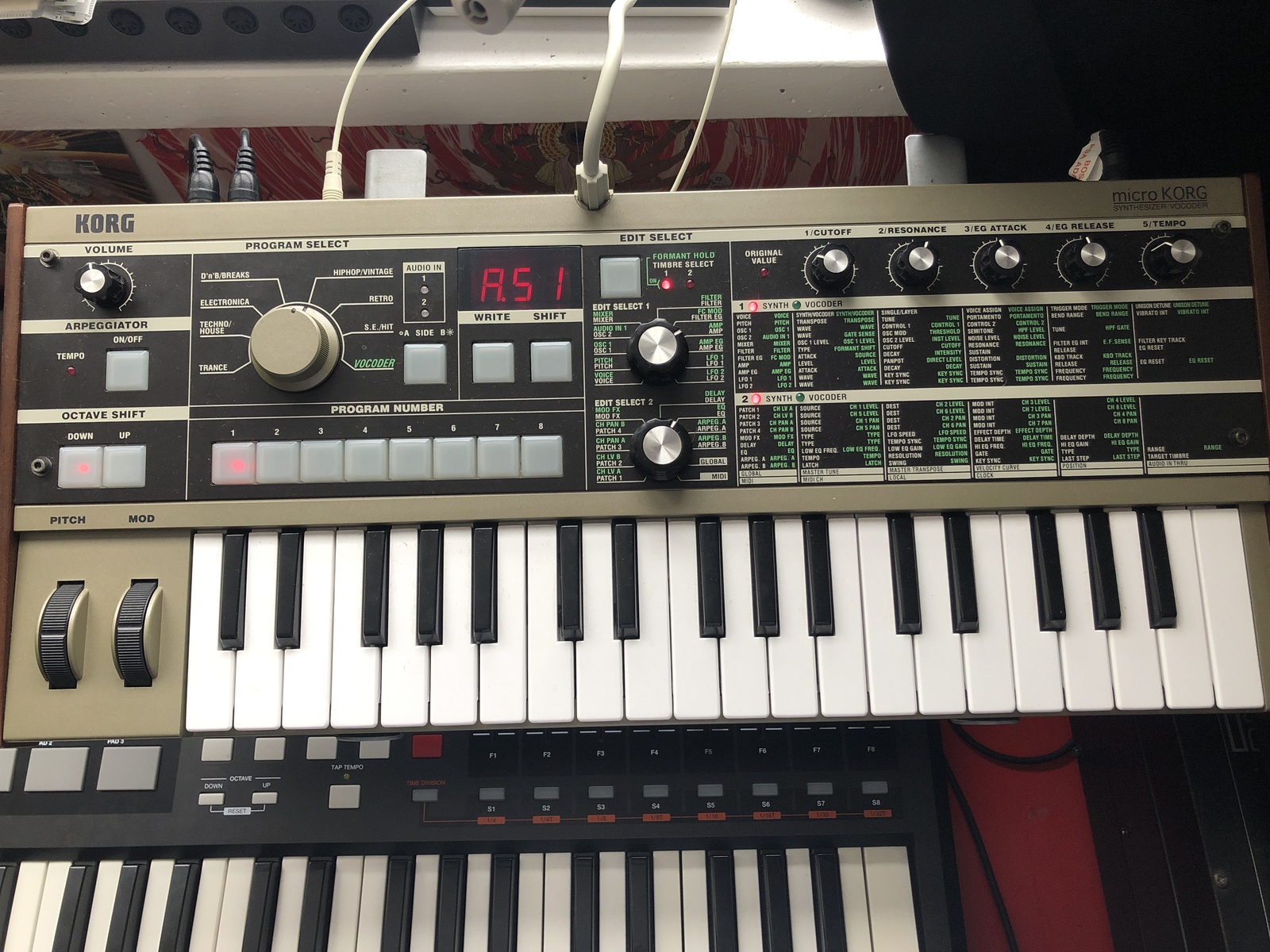 Korg Microkorg Synthesizer Vocoder Equipboard