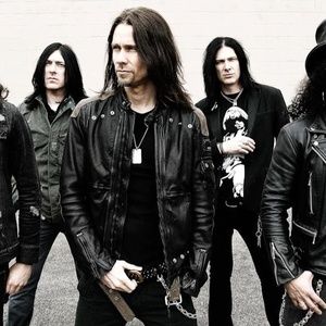 Slash feat. Myles Kennedy and The Conspirators
