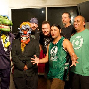 Infectious Grooves