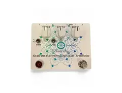 Dazatronyx Stereo Panning Optical Tremolo