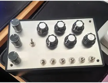 King Drone Analog Synth