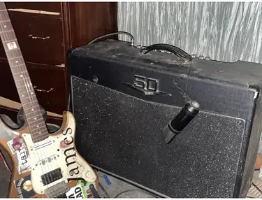 Crate 50 tube amplifier