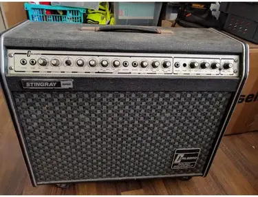 Carlsbro Combo Guitar Amplifiers | Equipboard
