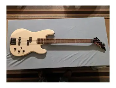 Kramer 710 Bass Guitar