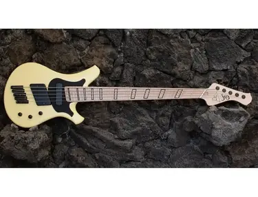 Bubblegum Custom Bass (5 string)