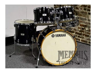 Yamaha 8000 Series Tour Custom drum kit