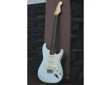 Fender 1962 AVRI Sonic Blue Stratocaster