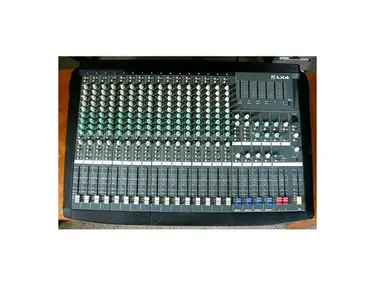 Electro-Voice LX4