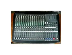 Electro-Voice LX4 main image