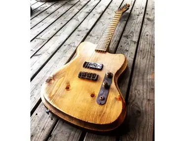 Vuorensaku Guitars Mr Deadwood