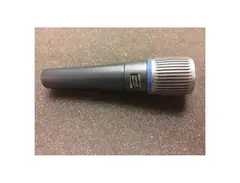 Shure Beta 57 Dynamic Microphone