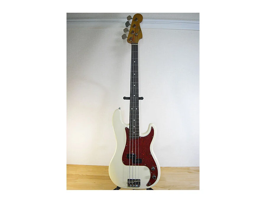 Fender Japan PB62-70 - What To Know & Where To Buy | Equipboard Fender Japan PB62-70 - What To Know & Where To Buy | Equipboard