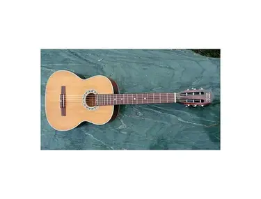 Yamaha Dynamic Guitar No. 40 Natural