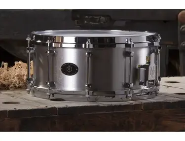 Noble & Cooley Alloy Classic