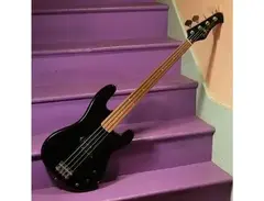 Hondo Fame 861 Bass