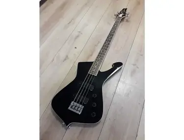 Ibanez ICB-300 Iceman Bass