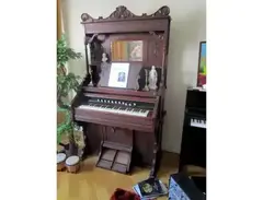 Kimball Parlor Organ