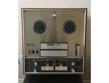 TEAC A-2050