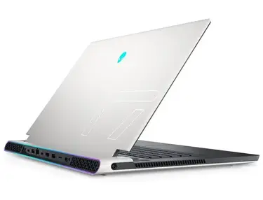 Alienware x17
