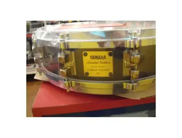 Yamaha Limited Edition 14x3.5 Carbon Custom Snare Drum SD-513