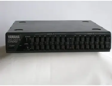 Yamaha Q100 Graphic Equaliser