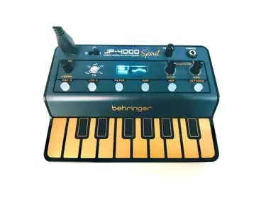 Behringer JP-4000 Spirit