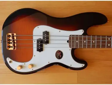 Fender 50th Anniversary Limited Edition Precision Bass 1996