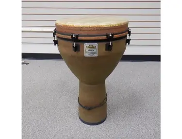 Remo World Percussion 16" Djembe