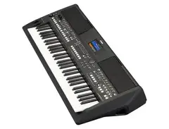 Yamaha PSR-SX600 61-Key Digital Workstation