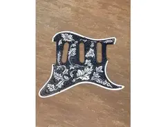 Isembardgifts Stratocaster Pickguard main image