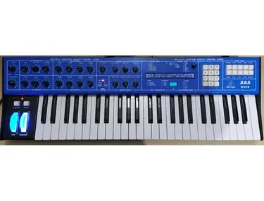 Behringer Wave Synthesizer