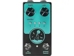 Nativeaudio Pretty Bird Woman Chorus/Vibrato Effects Pedal Black And Teal
