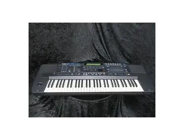 Roland E-70 61-Key Intelligent Synthesizer