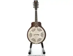 Dobro Resonator Mahogany Mandolin main image