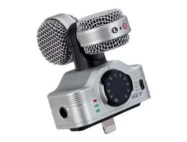 Zoom iQ7