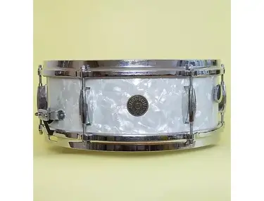 Gretsch Round Badge 4105 Dixieland 14x5.5" 6-Lug Snare Drum 1958 - 1971