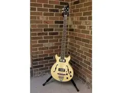 Jay Turser JTB-134 Bass