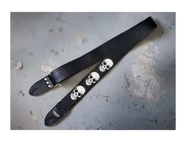 Couch 3 Skull Guitar Strap