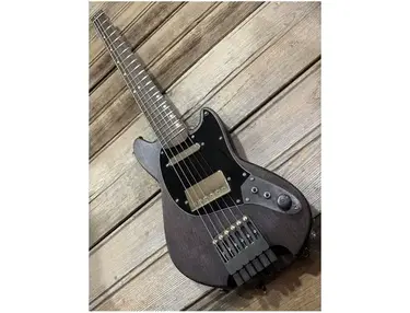 Laika Mustang Travel Guitar