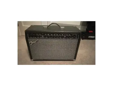 Traynor TRM40 Reverb Mate 40 40-Watt 2x8" Guitar Combo