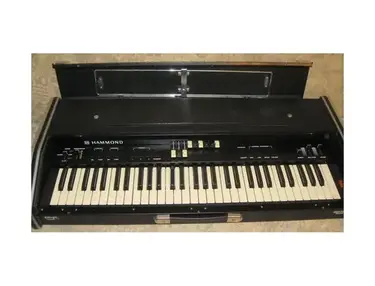 Hammond B-100