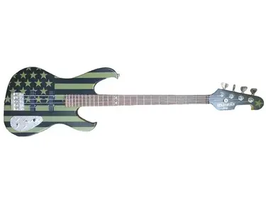 Washburn M-13 Bass
