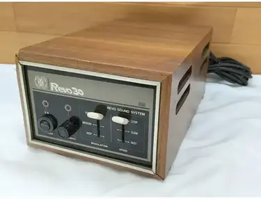 Roland Revo-30 Leslie Simulator