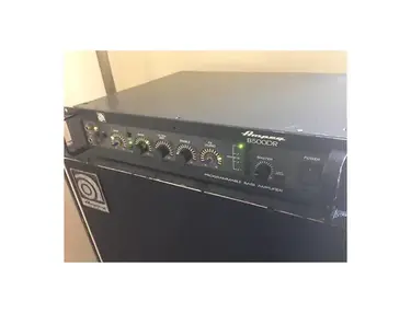 Ampeg B500DR 500-Watt Programmable Bass Amp Head