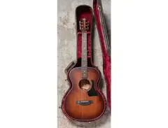 Taylor 322e 12-Fret V-Class