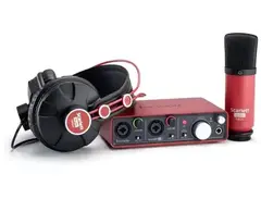 Focusrite Scarlett 2i2 Studio Pack