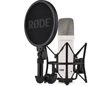 Rode NT1 Signature Series Condenser Microphone with SM6 Shockmount and Pop Filter