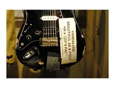 Fender "Vandalism" Stratocaster